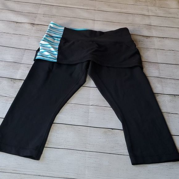 Lululemon A Go-Go Crop Black/Twin Stripe Spry Blue - Picture 2 of 6
